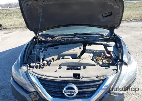 2016 Nissan Altima 2.5 Sr из США, поврежденный, VIN 1N4AL3AP9GC256161